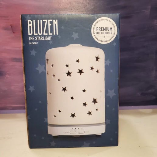 Bluzen The Starlight Essential Oil Diffuserer – Holistic Essential Sparkle